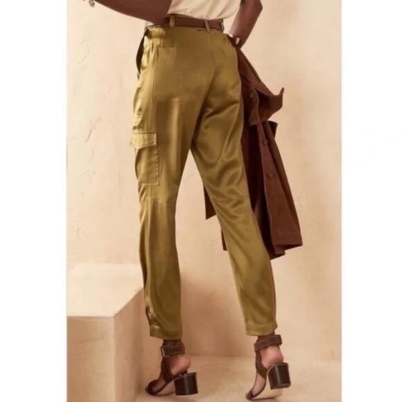 Banana Republic Women's Allure 100% Silk Cargo Pants Dark Chartreuse Size 0 - Picture 2 of 12